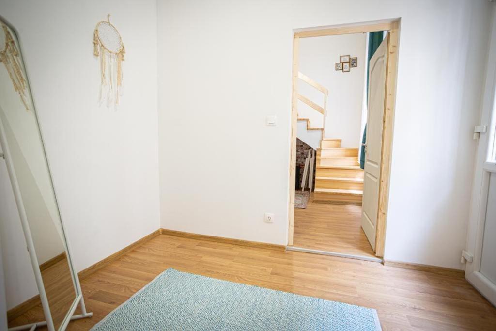 Boutique Apartment In Akacfa Street Budapeşte Dış mekan fotoğraf