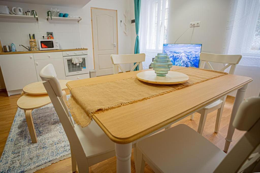 Boutique Apartment In Akacfa Street Budapeşte Dış mekan fotoğraf